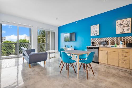 Little Havana 1 Bedroom Apartments