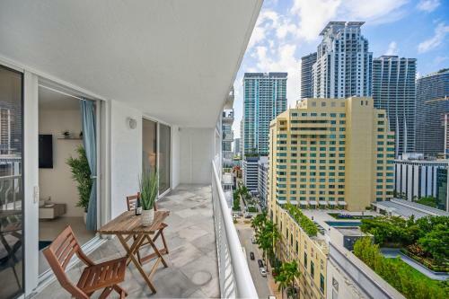 Apartamento Superb Condo With Parking In Brickell Miami