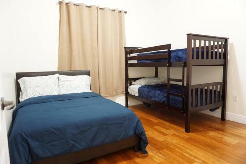 New Luxury Vacation Dream Rental- Sleeps 15!