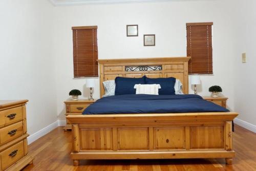 New Luxury Vacation Dream Rental- Sleeps 15!