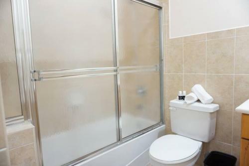 New Luxury Vacation Dream Rental- Sleeps 15!