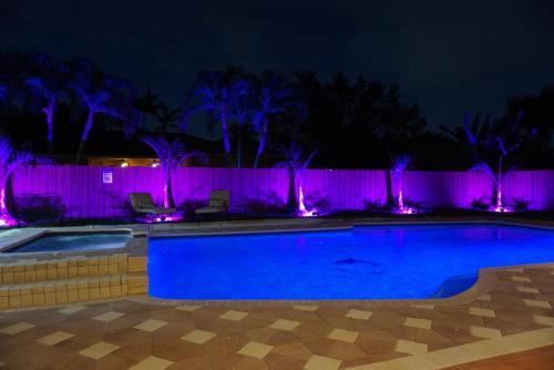 New Luxury Vacation Dream Rental- Sleeps 15!