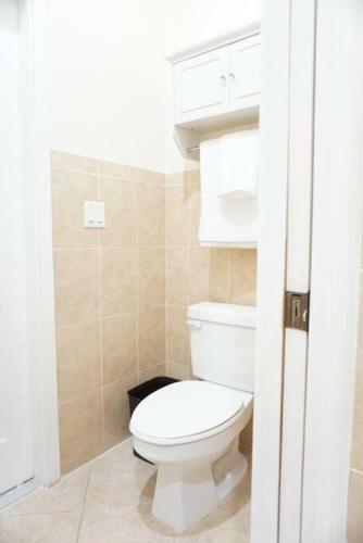 New Luxury Vacation Dream Rental- Sleeps 15!