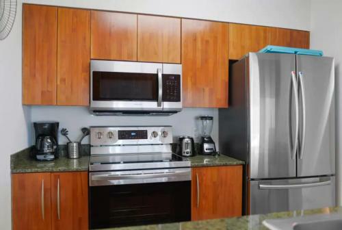 Luxury Apartments W Pool & Ocean Views In Brickell