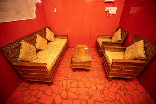 Hotel Elaa Resort