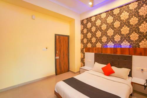 Hotel Capital O 67218 Hindustan Lodge