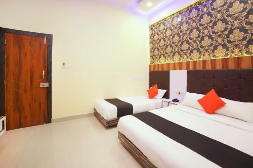 Hotel Capital O 67218 Hindustan Lodge