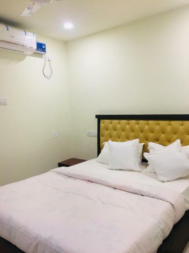 Hotel Blue Bird Nest