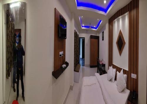 Hotel Blue Bird Nest
