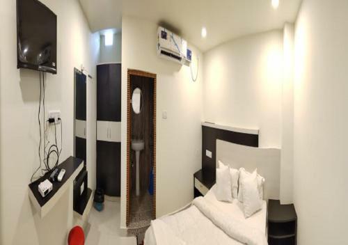 Hotel Blue Bird Nest