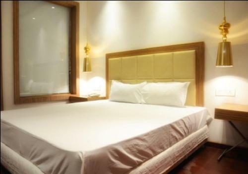 Hotel Amora