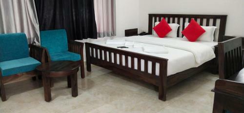 Hotel Brahma Heritage-luxury Rooms With Nature Love