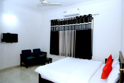 Hotel Brahma Heritage-luxury Rooms With Nature Love