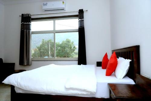 Hotel Brahma Heritage-luxury Rooms With Nature Love