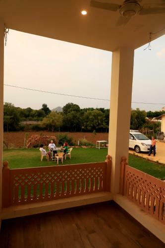 Hotel Brahma Heritage-luxury Rooms With Nature Love