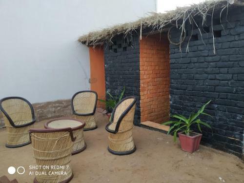 Hotel The Open Door Home Stay And Cafe