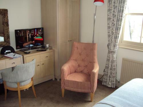 Crown Hotel