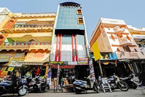 Oyo Flagship 83426 Hotel City Palace