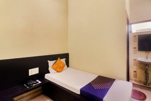 Spot On 60962 Hotel Chandra