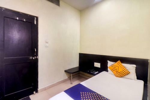 Spot On 60962 Hotel Chandra