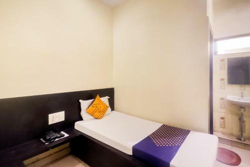 Spot On 60962 Hotel Chandra