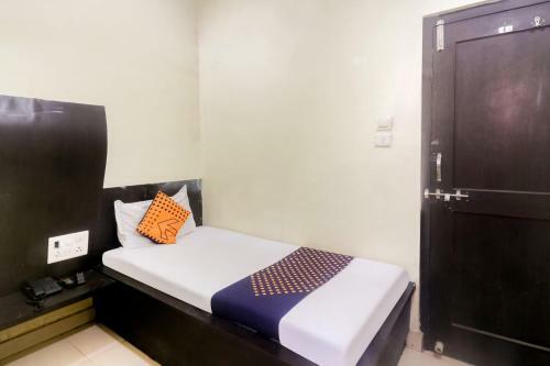 Spot On 60962 Hotel Chandra