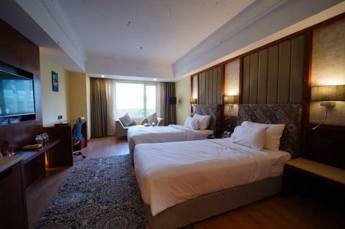 Hotel Babylon Capital