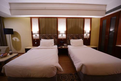Hotel Babylon Capital