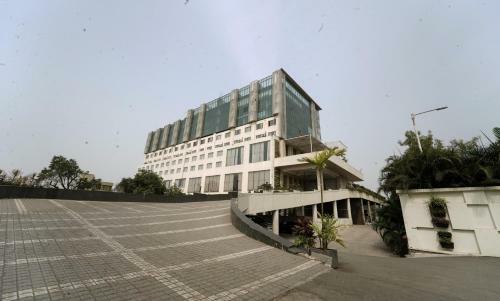 Hotel Babylon Capital