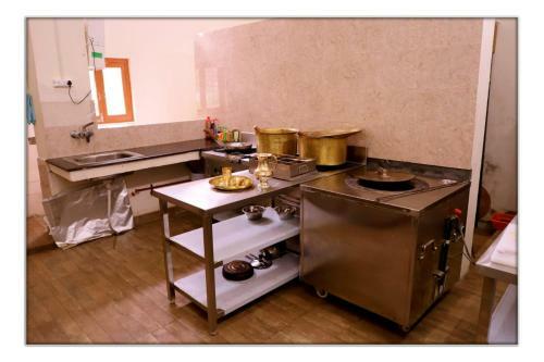 Hotel The Ranikhet Continental