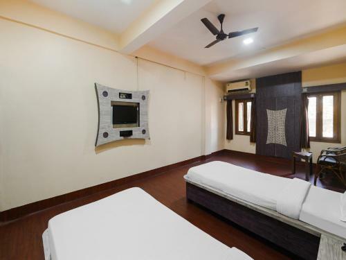 Hotel Capital O 84581 The Prestige Tridev
