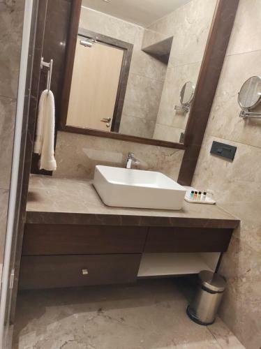 Hotel Pahadi