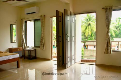 Betel Palm Hotel