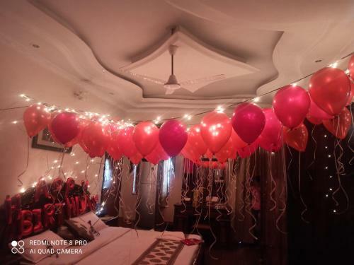 Hostal The Candy Suites