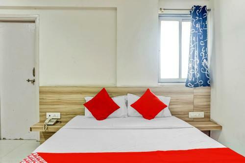 Hotel Oyo Flagship 83987 Hariprasad Lodge
