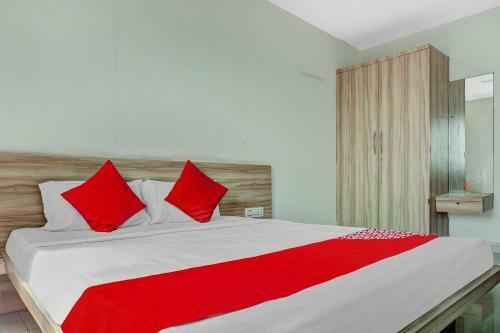 Hotel Oyo Flagship 83987 Hariprasad Lodge