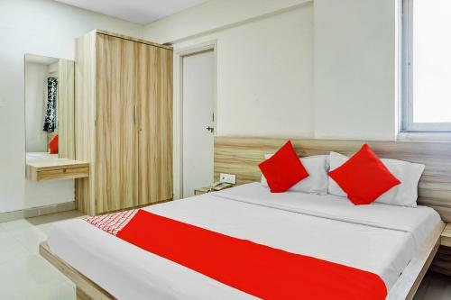 Hotel Oyo Flagship 83987 Hariprasad Lodge