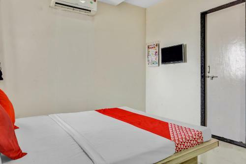 Hotel Oyo Flagship 83987 Hariprasad Lodge