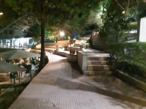 Hotel Pratikruti The Lakeview Resort
