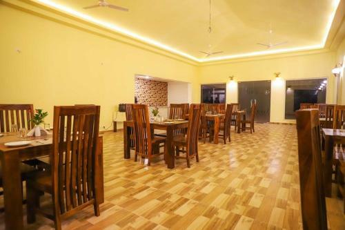 Hotel Ranthambore Tiger Inn Comfort Resort