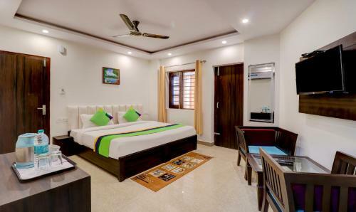Treebo Trend Hotel Nv