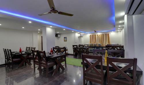 Treebo Trend Hotel Nv