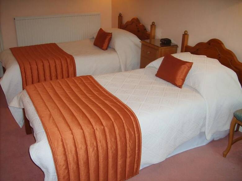 Hostal Rowallan Guest House