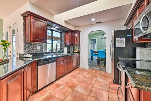 Port Charlotte Retreat With Heated Pool And Spa!