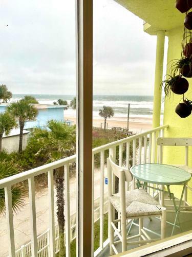 Beach Happy - Ocean View At Symphony Beach Club