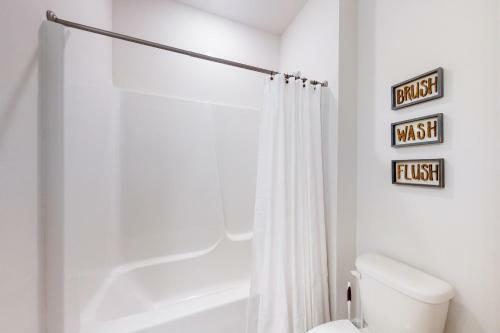Windmark Beach - Key Lime Cottage