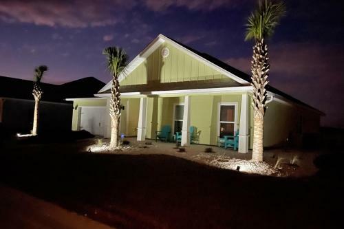 Windmark Beach - Key Lime Cottage
