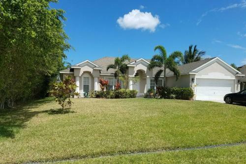 Port St Lucie Escape - 6 Mi To Pga Course!