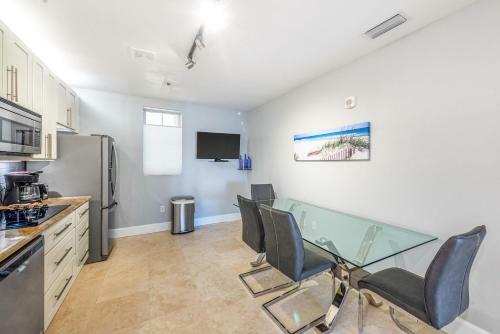 Sailmakers Place 703