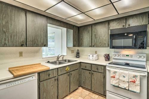 Punta Gorda Home With Backyard About 1 Mi To Dtwn!